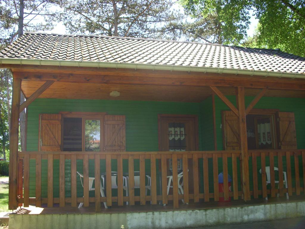 Camping De La Pelouse Jaulny Ngoại thất bức ảnh